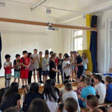 8ad6ffdd-7be6-444f-b151-0feda062791d